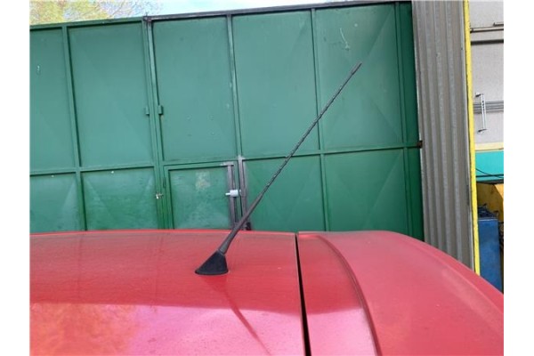 Recambio de antena electrica para seat altea (5p1) 2.0 tdi 16v referencia OEM IAM 5P0035501 5P0035849 