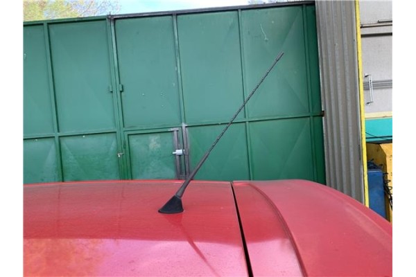 Recambio de antena electrica para seat altea (5p1) 2.0 tdi 16v referencia OEM IAM 5P0035501 5P0035849 