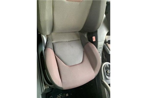 Recambio de asiento delantero derecho para seat altea (5p1) 2.0 tdi 16v referencia OEM IAM 5P0881776L  