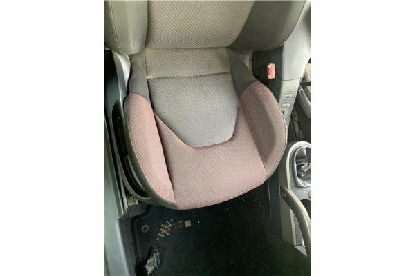 Recambio de asiento delantero derecho para seat altea (5p1) 2.0 tdi 16v referencia OEM IAM 5P0881776L  