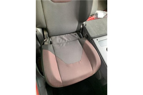 Recambio de asientos trasero derecho para seat altea (5p1) 2.0 tdi 16v referencia OEM IAM 5P0885376AA 5P0885376AD 