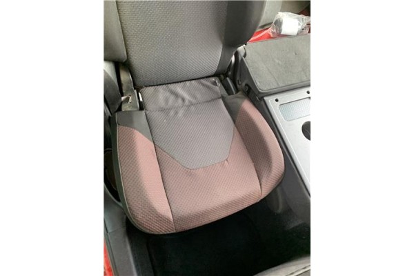 Recambio de asientos trasero derecho para seat altea (5p1) 2.0 tdi 16v referencia OEM IAM 5P0885376AA 5P0885376AD 