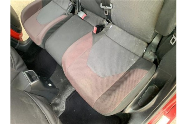 Recambio de asientos trasero izquierdo para seat altea (5p1) 2.0 tdi 16v referencia OEM IAM 5P0885375AA  