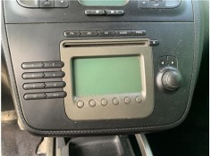 Recambio de autoradio para seat altea (5p1) 2.0 tdi 16v referencia OEM IAM 5P1035152  
