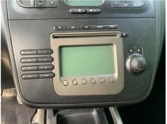 Recambio de autoradio para seat altea (5p1) 2.0 tdi 16v referencia OEM IAM 5P1035152  