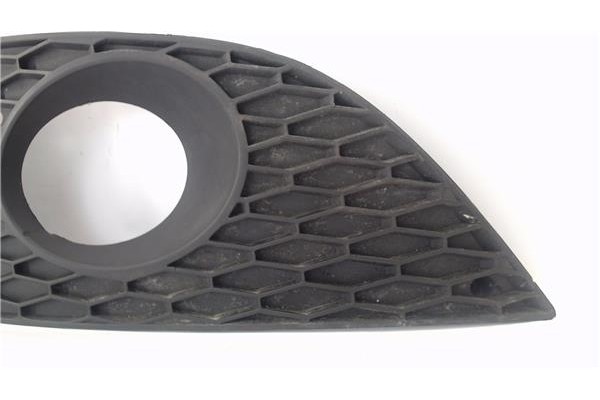 Recambio de rejilla paragolpes delantero derecha para seat leon (1p1) 1.9 tdi referencia OEM IAM 1P085366E 14884SG4 