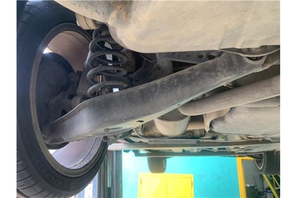 Recambio de brazo inferior trasero izquierdo para seat altea (5p1) 2.0 tdi 16v referencia OEM IAM 14GJ2ASFT 1K0505311AB 