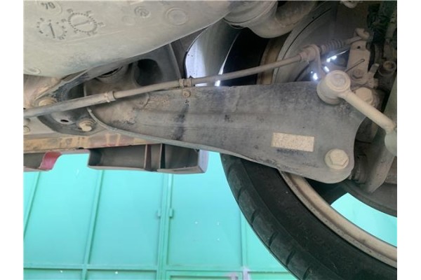 Recambio de brazo superior derecho suspension trasero para seat altea (5p1) 2.0 tdi 16v referencia OEM IAM 1K0505224K  