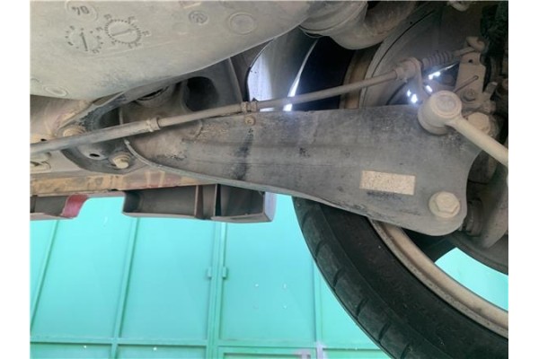 Recambio de brazo superior derecho suspension trasero para seat altea (5p1) 2.0 tdi 16v referencia OEM IAM 1K0505224K  
