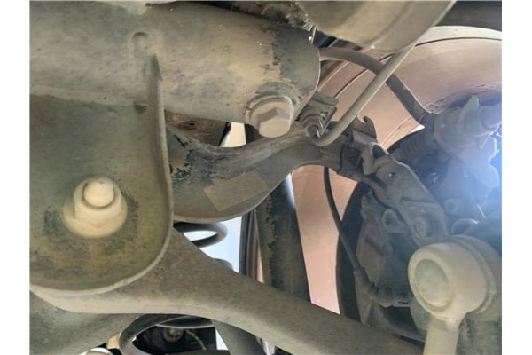 Recambio de brazo suspension trasero izquierdo para seat altea (5p1) 2.0 tdi 16v referencia OEM IAM 1K0505323N 5Q0505323C 