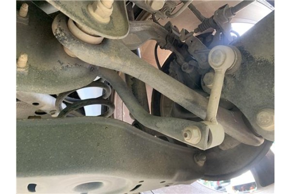 Recambio de brazo suspension trasero izquierdo para seat altea (5p1) 2.0 tdi 16v referencia OEM IAM 1K0501529F  