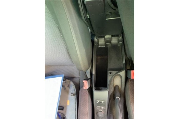 Recambio de consola para seat altea (5p1) 2.0 tdi 16v referencia OEM IAM 5P0863243F  