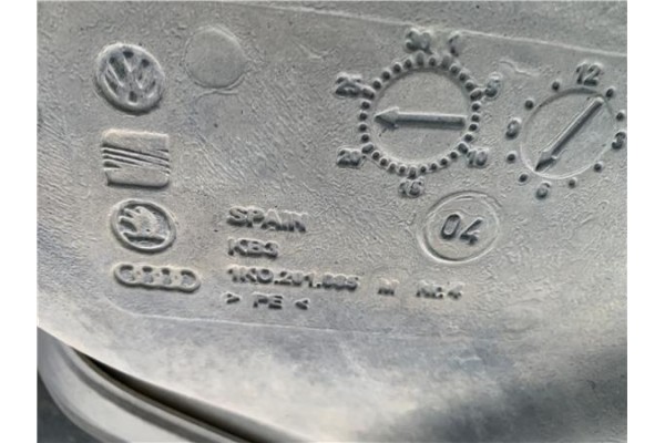 Recambio de deposito combustible para seat altea (5p1) 2.0 tdi 16v referencia OEM IAM 1K0201085M 1K0201060DP 