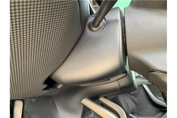 Recambio de embellecedor columna direccion para seat altea (5p1) 2.0 tdi 16v referencia OEM IAM 5P0858565B 5P0858566C1UQ 