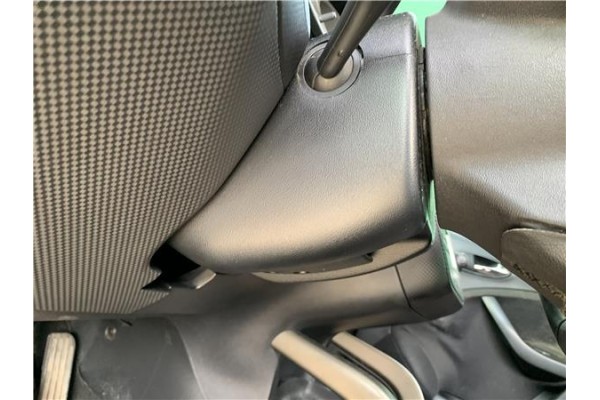 Recambio de embellecedor columna direccion para seat altea (5p1) 2.0 tdi 16v referencia OEM IAM 5P0858565B 5P0858566C1UQ 