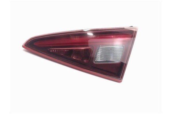 Recambio de piloto porton trasero derecho para alfa romeo giulia (952) 2.2 super referencia OEM IAM 952T2ECEDX 20700207 Recambio de piloto porton trasero derecho para alfa romeo giulia (952) 2.2 super referencia OEM IAM 952T2ECEDX 20700207