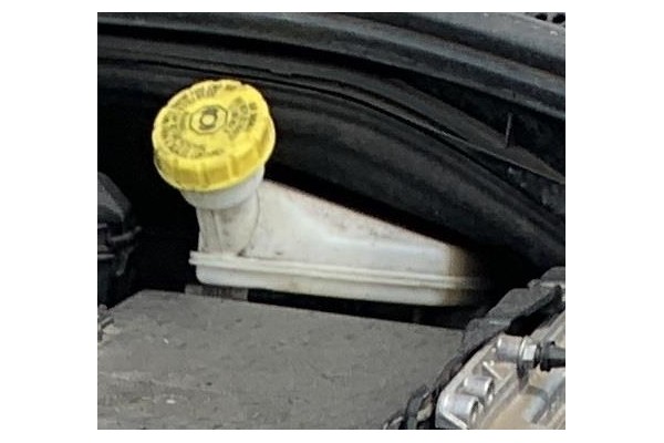 Recambio de bomba freno para citroen c4 cactus 1.5 business class referencia OEM IAM 4601R9  