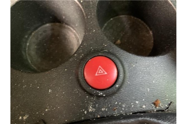 Recambio de interruptor luces emergencia para seat altea (5p1) 2.0 tdi 16v referencia OEM IAM 5P0953235A  