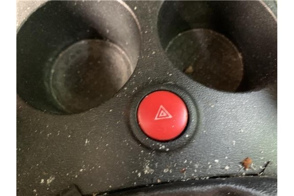 Recambio de interruptor luces emergencia para seat altea (5p1) 2.0 tdi 16v referencia OEM IAM 5P0953235A  