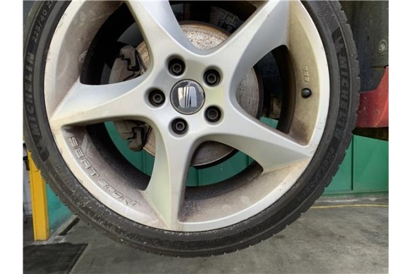 Recambio de llanta para seat altea (5p1) 2.0 tdi 16v referencia OEM IAM 5P0601025A  