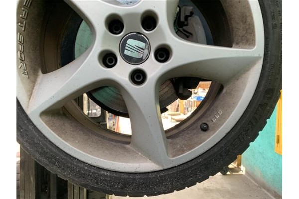 Recambio de llanta para seat altea (5p1) 2.0 tdi 16v referencia OEM IAM 5P0601025A  