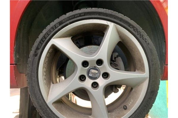Recambio de llanta para seat altea (5p1) 2.0 tdi 16v referencia OEM IAM 5P0601025A  