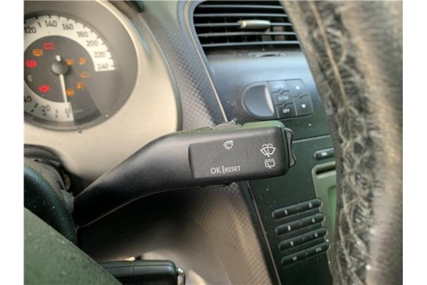 Recambio de mando intermitencia para seat altea (5p1) 2.0 tdi 16v referencia OEM IAM 1K0953513G 1K0953519J 