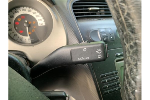 Recambio de mando intermitencia para seat altea (5p1) 2.0 tdi 16v referencia OEM IAM 1K0953513G 1K0953519J 