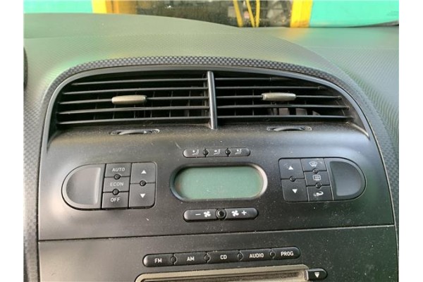 Recambio de mandos climatizador para seat altea (5p1) 2.0 tdi 16v referencia OEM IAM 5P0907044B  