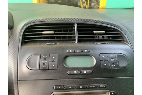 Recambio de mandos climatizador para seat altea (5p1) 2.0 tdi 16v referencia OEM IAM 5P0907044B  