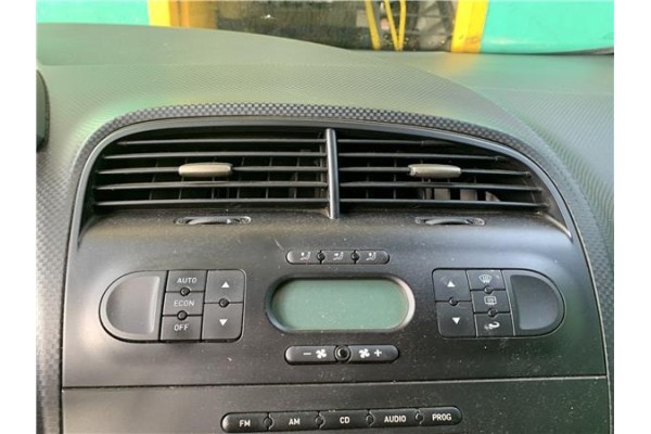 Recambio de mandos climatizador para seat altea (5p1) 2.0 tdi 16v referencia OEM IAM 5P0907044B  