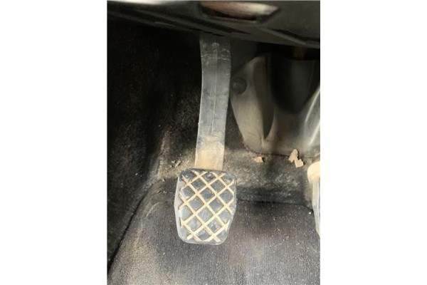 Recambio de pedal embrague para seat altea (5p1) 2.0 tdi 16v referencia OEM IAM 1K1721321B 1K1721321E 
