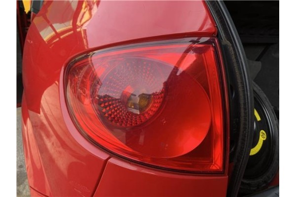 Recambio de piloto trasero izquierdo para seat altea (5p1) 2.0 tdi 16v referencia OEM IAM 5P0945111B  