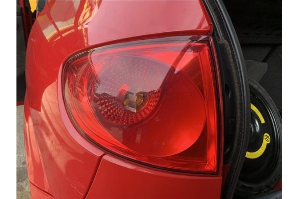 Recambio de piloto trasero izquierdo para seat altea (5p1) 2.0 tdi 16v referencia OEM IAM 5P0945111B  