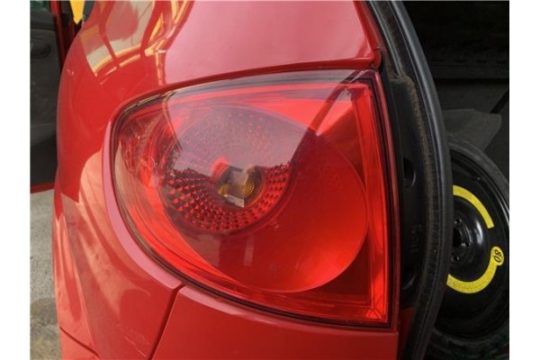 Recambio de piloto trasero izquierdo para seat altea (5p1) 2.0 tdi 16v referencia OEM IAM 5P0945111B  