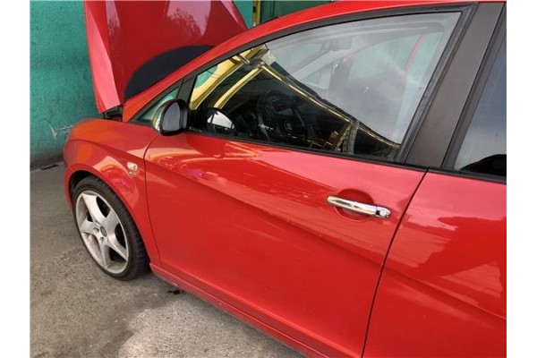 Recambio de puerta delantero izquierda para seat altea (5p1) 2.0 tdi 16v referencia OEM IAM 5P0831055  