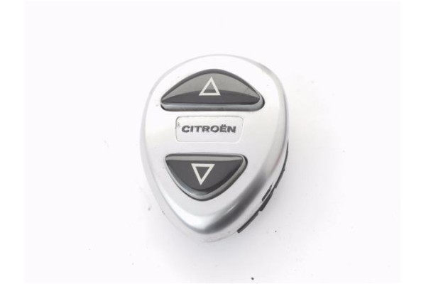 Recambio de mando multifuncion para citroen c5 berlina 1.8 16v premier referencia OEM IAM 9633261277 9627701677 