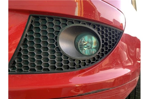 Recambio de rejilla paragolpes delantero derecha para seat altea (5p1) 2.0 tdi 16v referencia OEM IAM 5P0853666C  