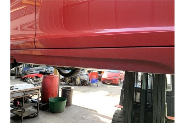 Recambio de spoiler talonera lat. derecha para seat altea (5p1) 2.0 tdi 16v referencia OEM IAM 5P0853852F  