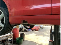 Recambio de spoiler talonera lat. derecha para seat altea (5p1) 2.0 tdi 16v referencia OEM IAM 5P0853852F  