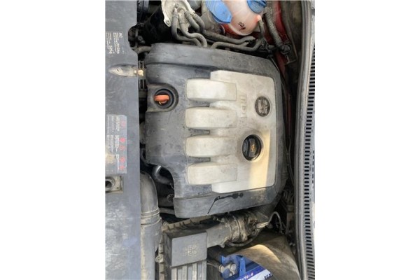 Recambio de tapa motor para seat altea (5p1) 2.0 tdi 16v referencia OEM IAM 03G103925BF  