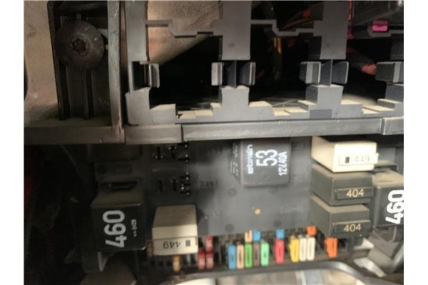 Recambio de caja fusibles/rele para seat altea (5p1) 2.0 tdi 16v referencia OEM IAM 3C8937049E  