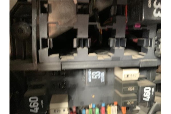 Recambio de caja fusibles/rele para seat altea (5p1) 2.0 tdi 16v referencia OEM IAM 3C8937049E  