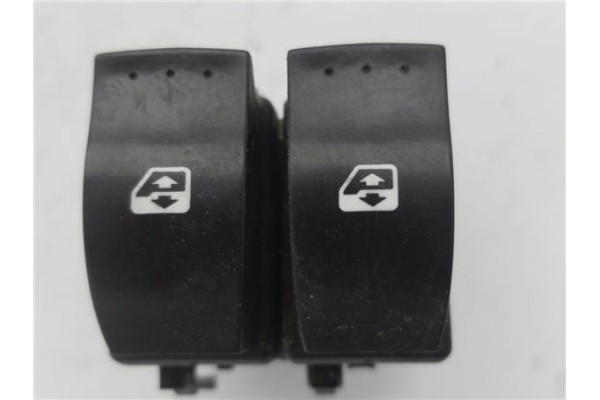 Recambio de mando elevalunas delantero izquierdo para renault megane ii (bm0/1_, cm0/1_) 1.6 16v (bm0c, cm0c) referencia OEM IAM
