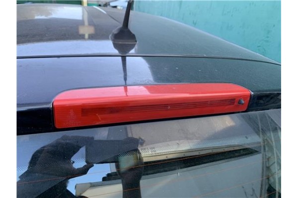 Recambio de luz central de freno para renault grand scénic iii (jz0/1_) 1.5 dci referencia OEM IAM A052480 208125 