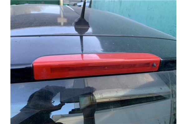 Recambio de luz central de freno para renault grand scénic iii (jz0/1_) 1.5 dci referencia OEM IAM A052480 208125 