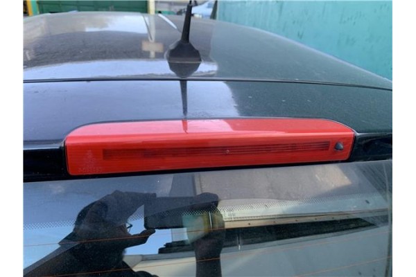 Recambio de luz central de freno para renault grand scénic iii (jz0/1_) 1.5 dci referencia OEM IAM A052480 208125 