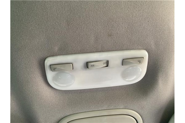 Recambio de luz delantero central techo para renault grand scénic iii (jz0/1_) 1.5 dci referencia OEM IAM 264300008R  