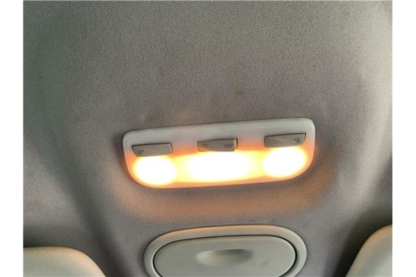 Recambio de luz delantero central techo para renault grand scénic iii (jz0/1_) 1.5 dci referencia OEM IAM 264300008R  