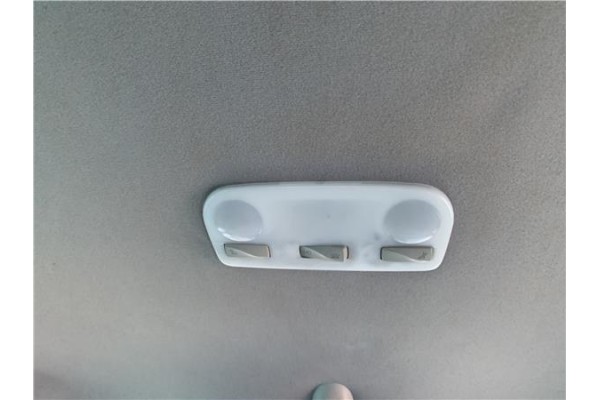 Recambio de luz trasero central techo para renault grand scénic iii (jz0/1_) 1.5 dci referencia OEM IAM 264300008R  